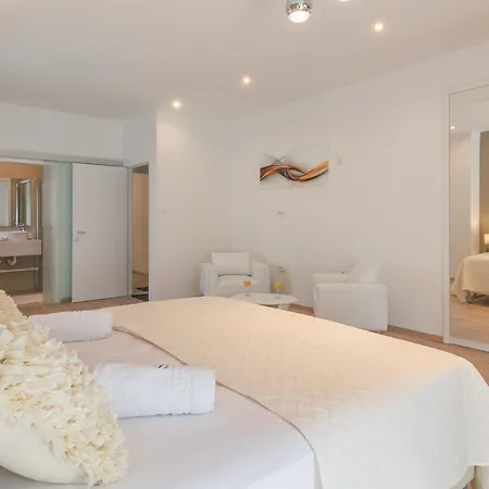 Guest house Sea & Sun With Private Parking